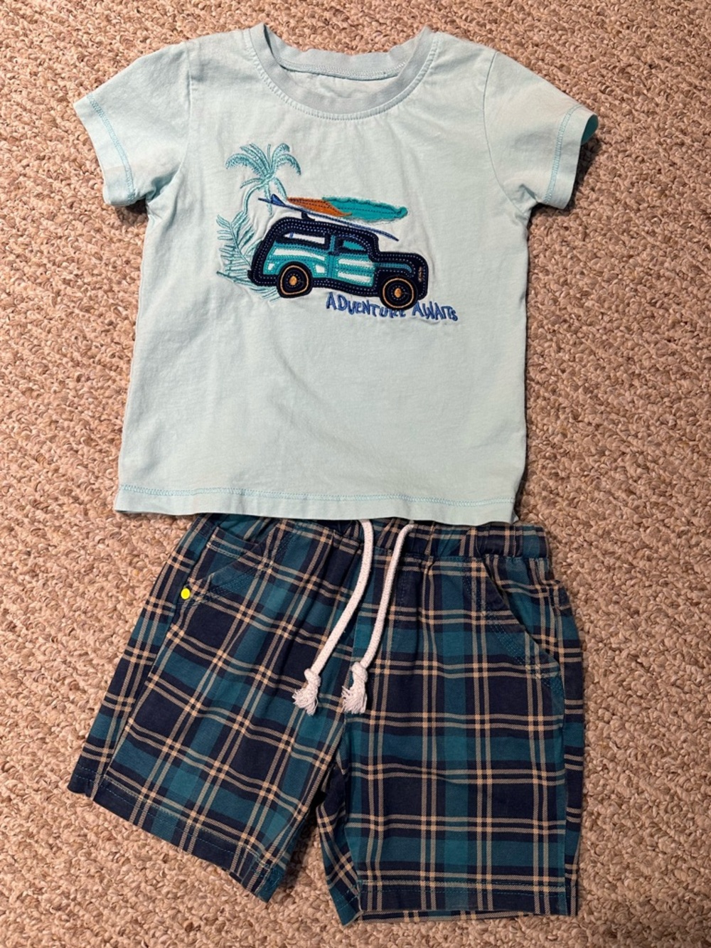 ✅3/$24 Boys Tee & Plaid Shorts Set - Surf Wagon Design